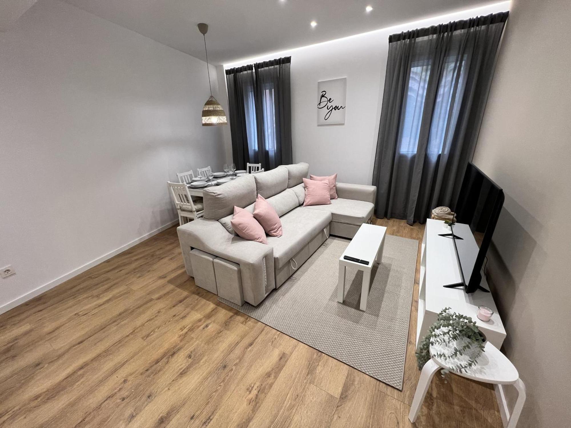 Apartamenticos Plaza Las Armas III Zaragoza Exterior photo